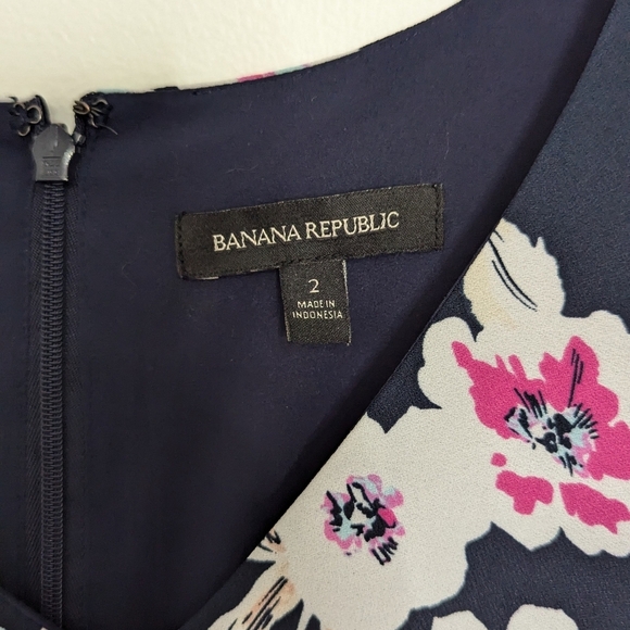 Banana Republic Dress 2 Floral Blue Pink Shift Drop Waist Flounce Hem - Picture 6 of 10
